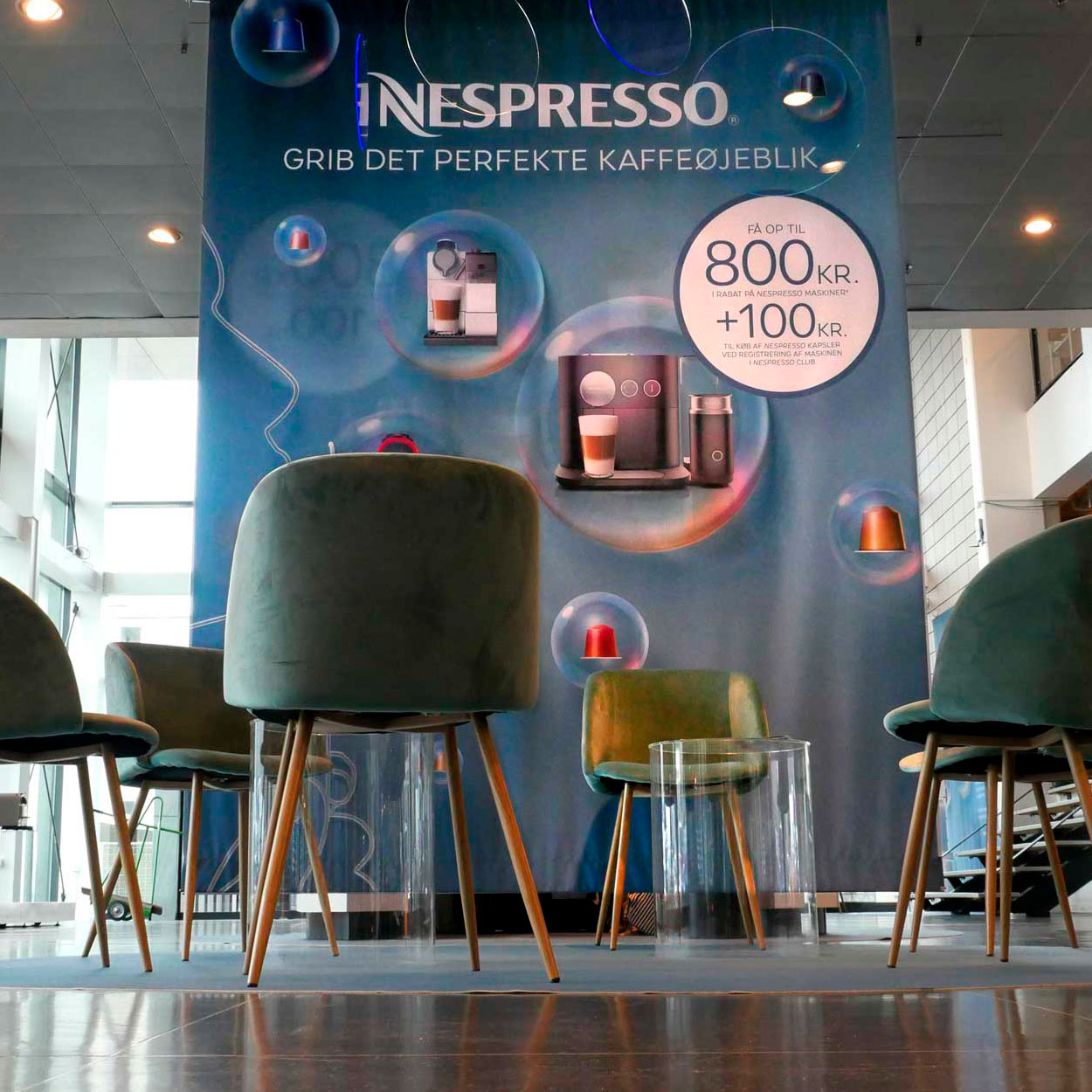 Nespresso POS-display i retailmiljø